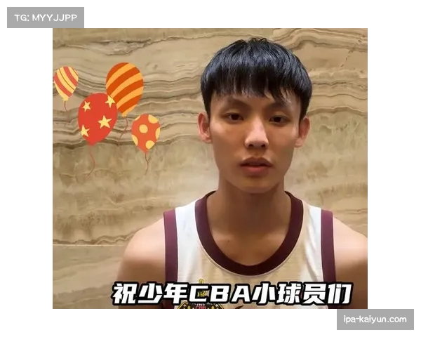 中国男篮公布12人名单 赵睿徐杰缺阵引热议