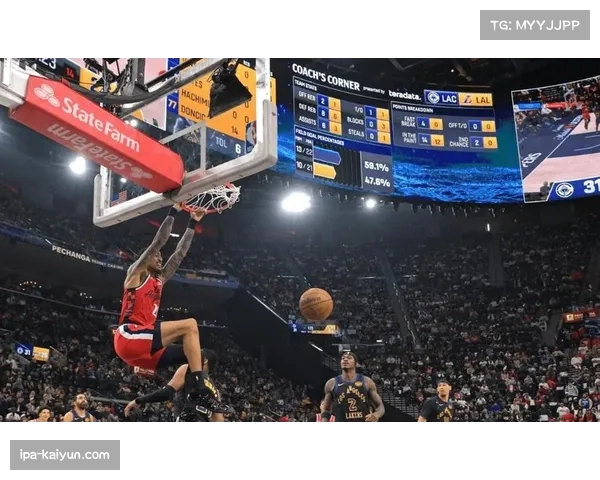 快船主场击败湖人赢得同城德比 伦纳德攻防两端表现全面